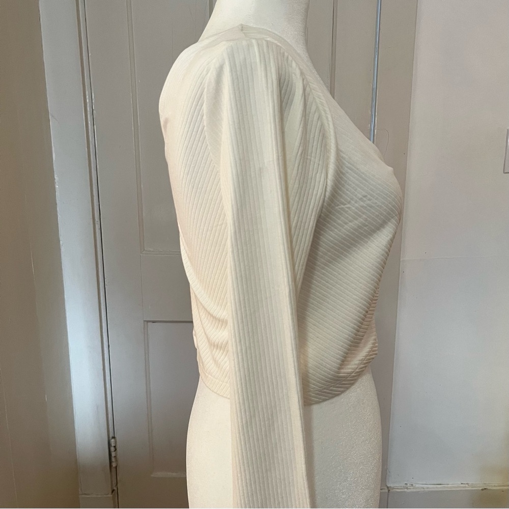 H&M Ribbed V-Neck Long Sleeve Top - Picture 4 of 7